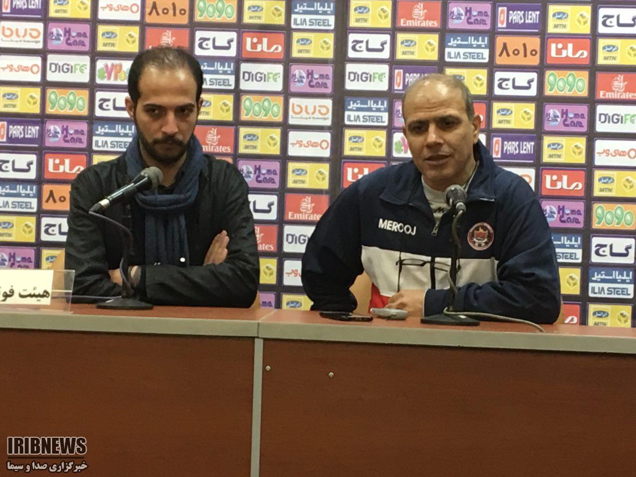 مربی سیاه جامگان: عزیزی بمب روحیه است مربی سیاه جامگان: عزیزی بمب روحیه است