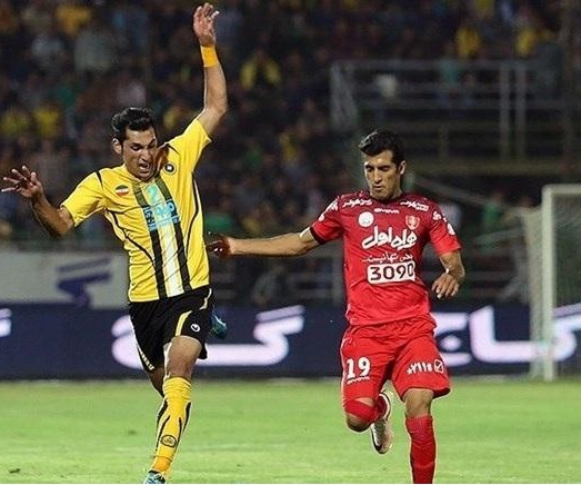 پیوستن مدافع تیم سپاهان اصفهان به صنعت نفت آبادان