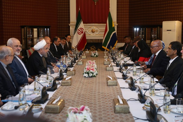 دوستان صمیمی دوران تحریم را از یاد نمیبریم دوستان صمیمی دوران تحریم را از یاد نمیبریم