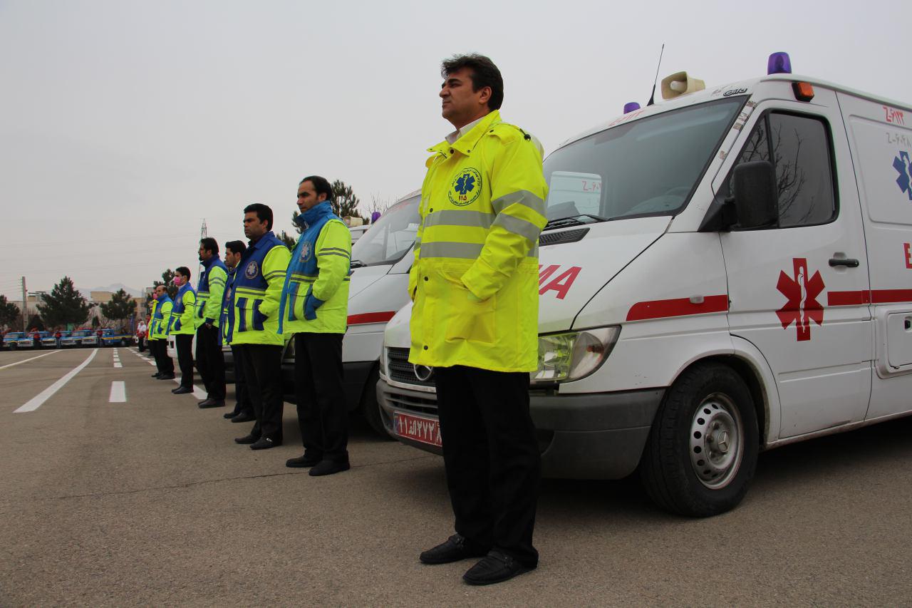 همراهی 9 دستگاه آمبولانس با کاروان اعزامی زنجان به حرم مطهر امام راحل