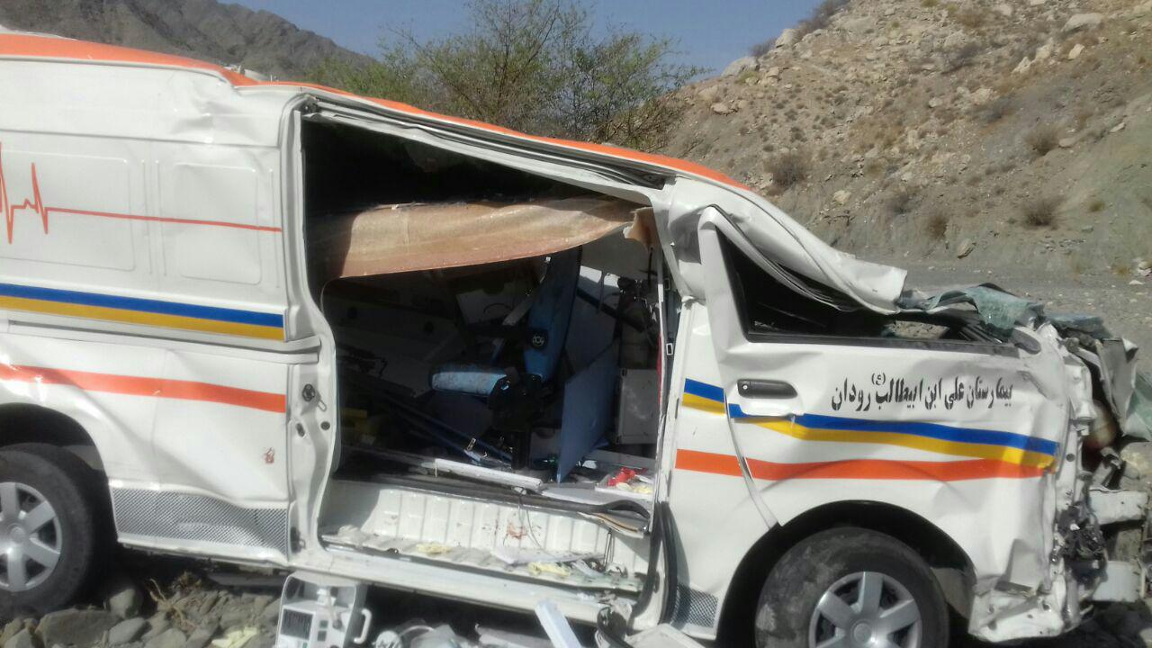 واژگونی آمبولانس در هرمزگان