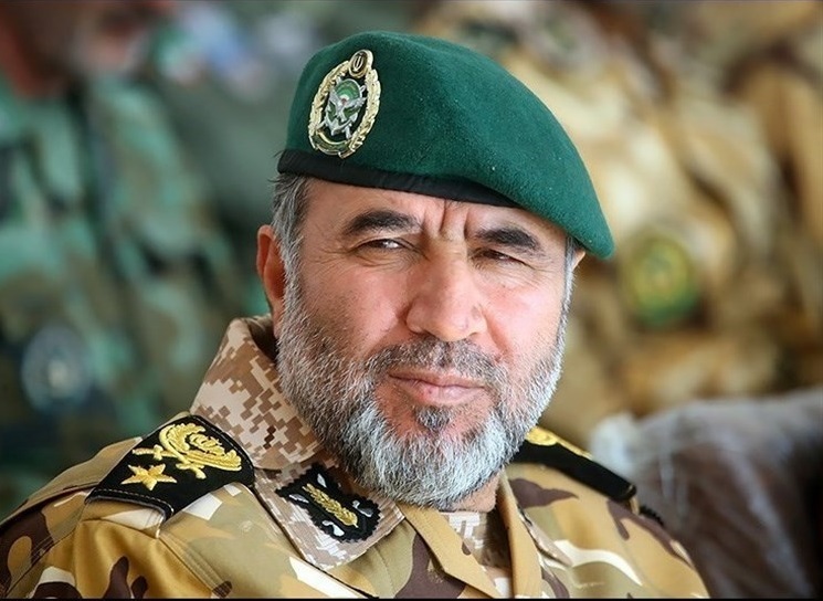 انجام تعهدات ارتش در مناطق زلزله زده انجام تعهدات ارتش در مناطق زلزله زده