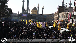 تشییع پیکر مطهر هفت تن از شهدای مدافع حرم در قم