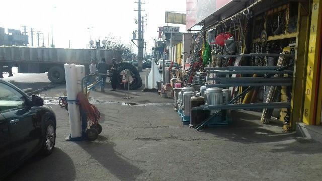 جلوگیری از تجاوز به حریم پیاده روهای شهر کهریزک