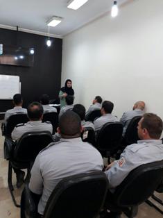 برپایی کارگاه های آموزش مهارت های زندگی برای نیروهای آتش نشانی