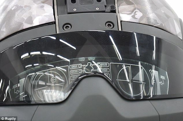 پلیس آهنی یا سرباز روسی؟ +تصاویر