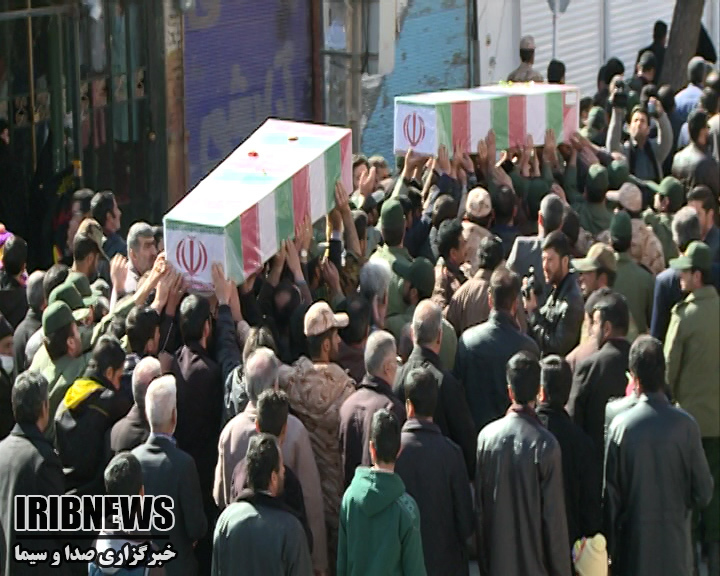 میزبانی مردم سفیددشت از 2 شهید گمنام میزبانی مردم سفیددشت از 2 شهید گمنام