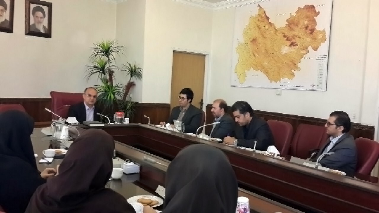 با همه توان از توسعه فناوری در استان حمایت میکنیم با همه توان از توسعه فناوری در استان حمایت میکنیم