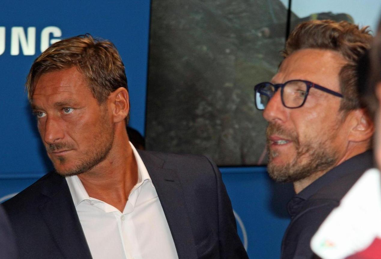 ثبت نام توتی در کلاس مربیگری