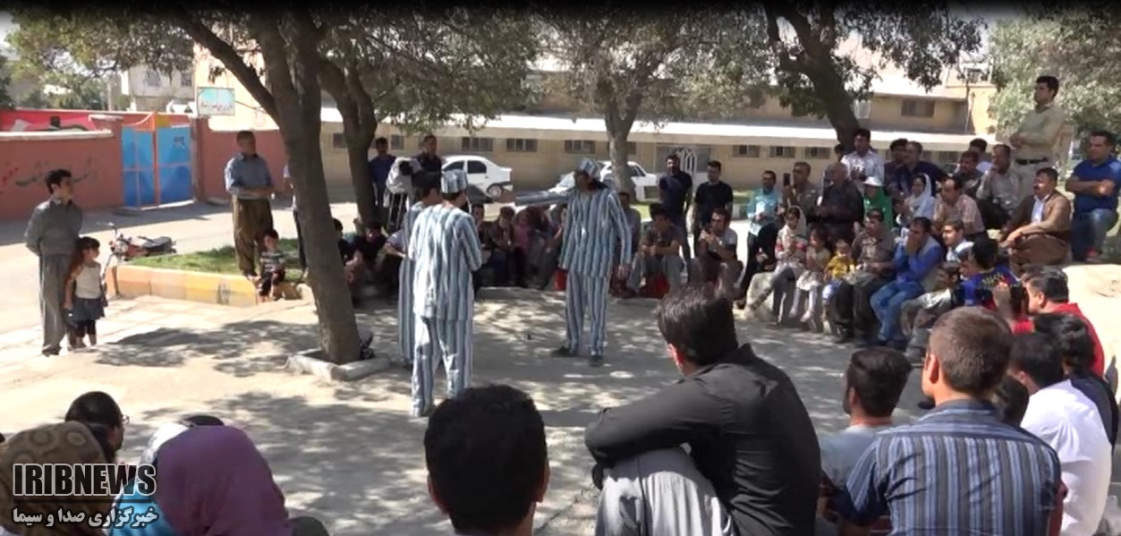 سومین روز دوازدهمین جشنواره بین المللی تئاتر خیابانی