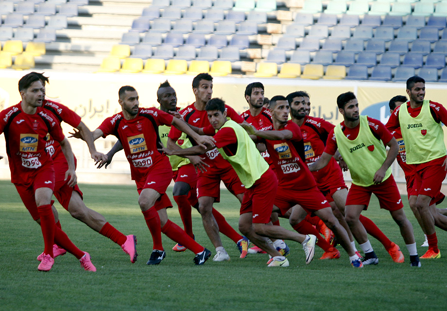 سفر زمینی سرخپوشان به اصفهان، صبح شنبه پرواز به دبی سفر زمینی سرخپوشان به اصفهان، صبح شنبه پرواز به دبی