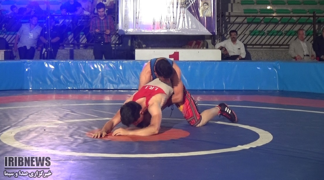 کردستان قهرمان ورزش‌های زورخانه‌ای و کشتی پهلوانی جوانان کشور شد