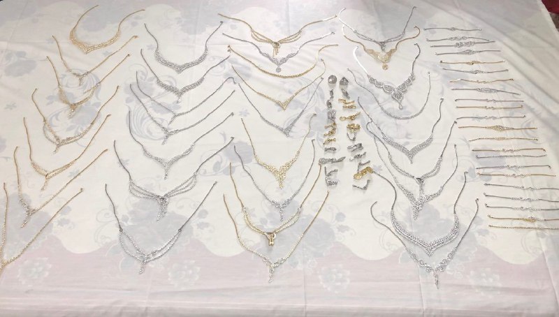 کشف بیش از یک کیلوگرم طلای قاچاق دربازرگان کشف بیش از یک کیلوگرم طلای قاچاق دربازرگان