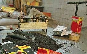 دستگیری توزیع کنندگان چای تقلبی در شاهین دژ