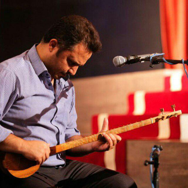 تقدیم جایزه بهترین موسیقی تئاتر شرهانی به شهدای اصفهان تقدیم جایزه بهترین موسیقی تئاتر شرهانی به شهدای اصفهان