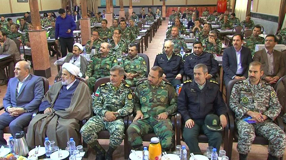 ایستادگی ملت ایران اسلامی پشتوانه اقتدار کشور