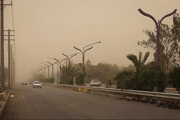گرد و خاک میهمان جنوب کشور