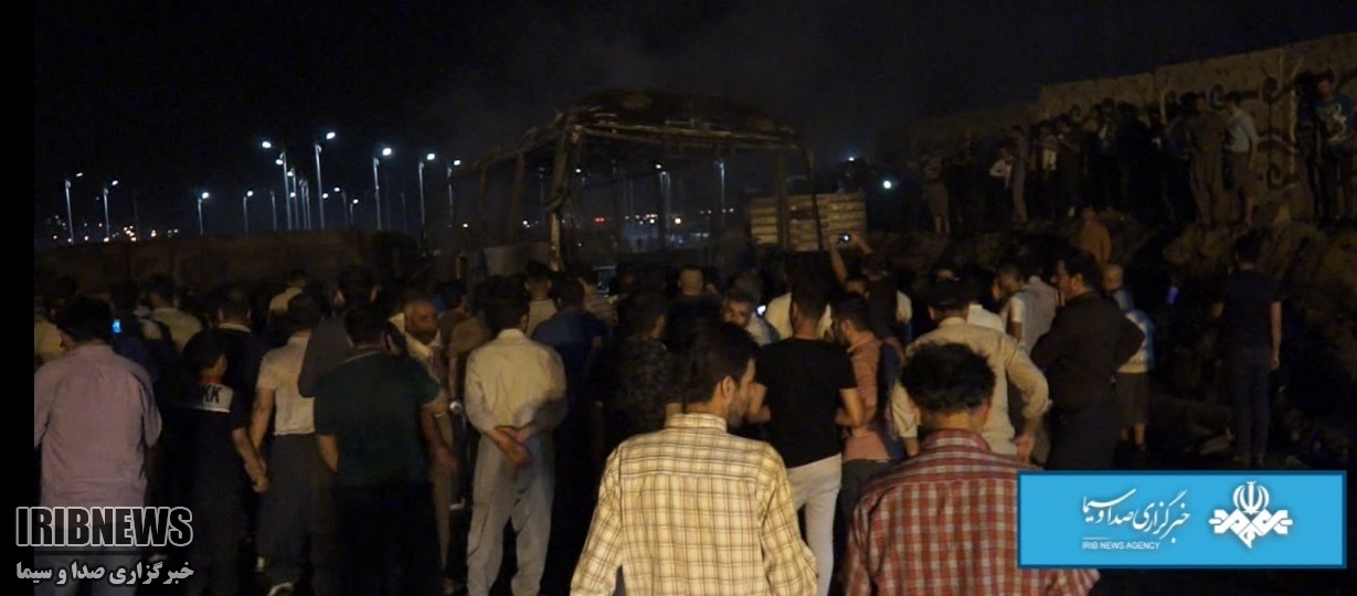 انفجار بر اثر برخورد یکدستگاه تانکر نفتکش با یک دستگاه اتوبوس