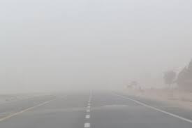 توفان شن و خاک در شرق استان