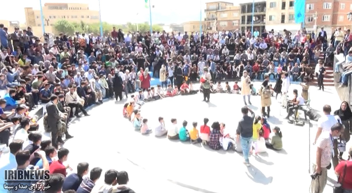 آغاز سیزدهمین جشنواره تئاتر خیابانی مریوان