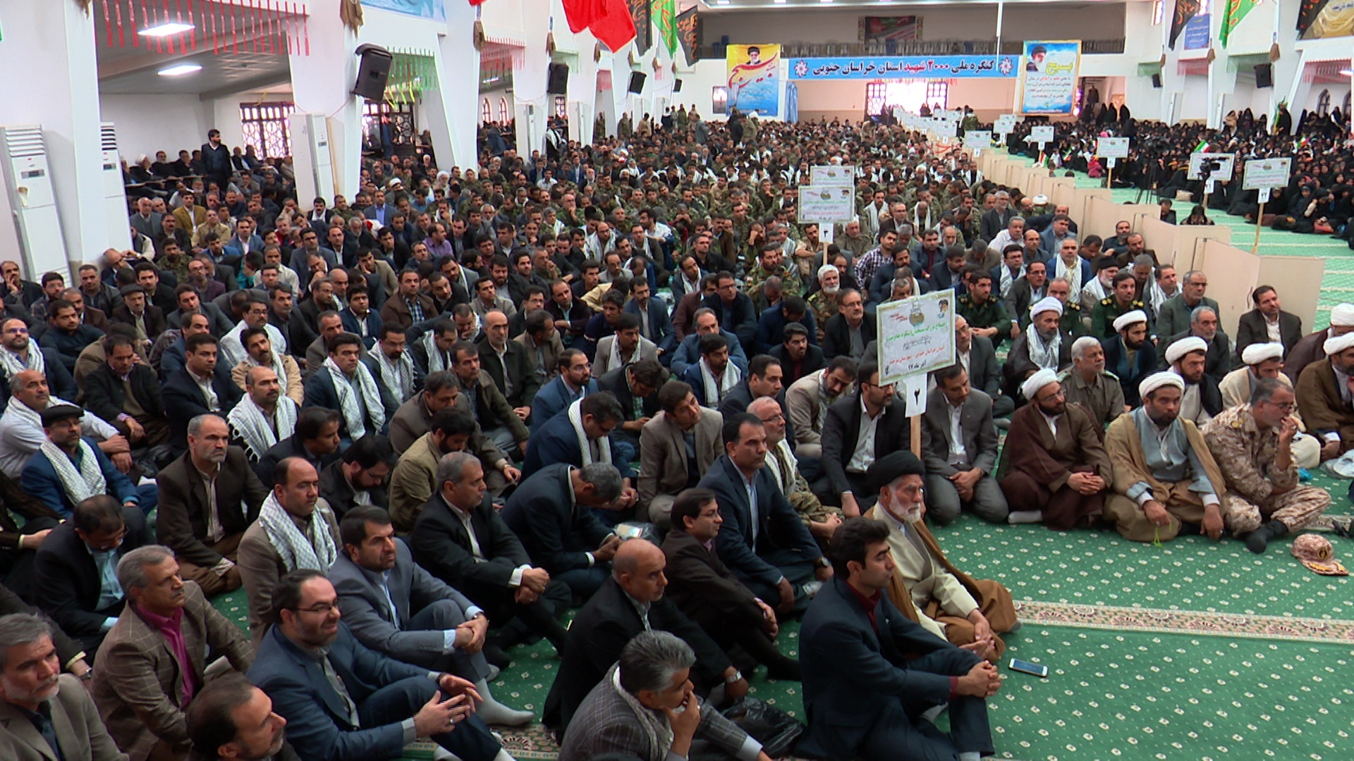 اجتماع بزرگ 5 هزار بسیجی در بیرجند