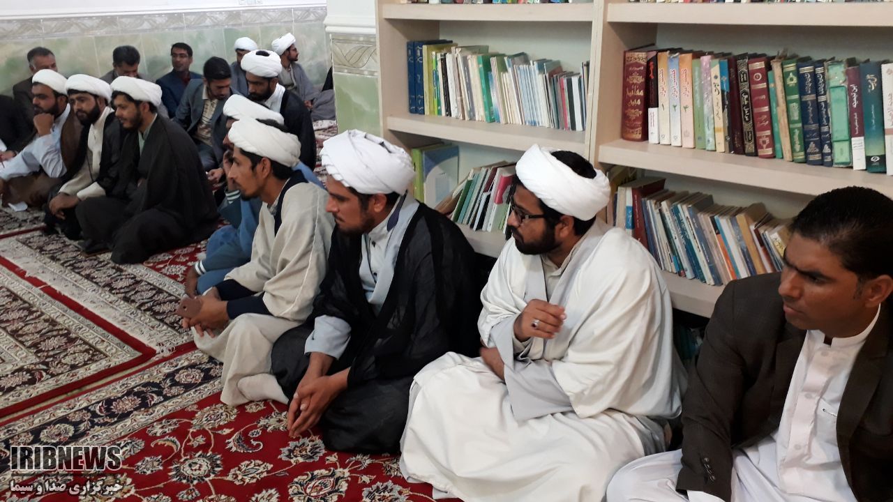 دشمنان و استکبار جهانی از اتحاد شیعه و سنی در هراسند دشمنان و استکبار جهانی از اتحاد شیعه و سنی در هراسند