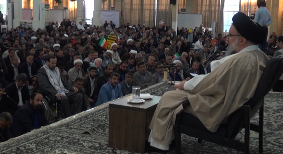 پشتیبانی مردم از نظام عامل شکست توطئه‌های دشمن