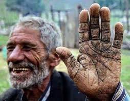 می شود‌ بی‌تفاوت رد‌ شد‌ و چيزی ند‌يد‌؟