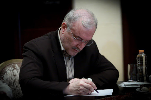 خدمتگزاران نظام سلامت مردمی قدرشناس و پدری مهربان دارند