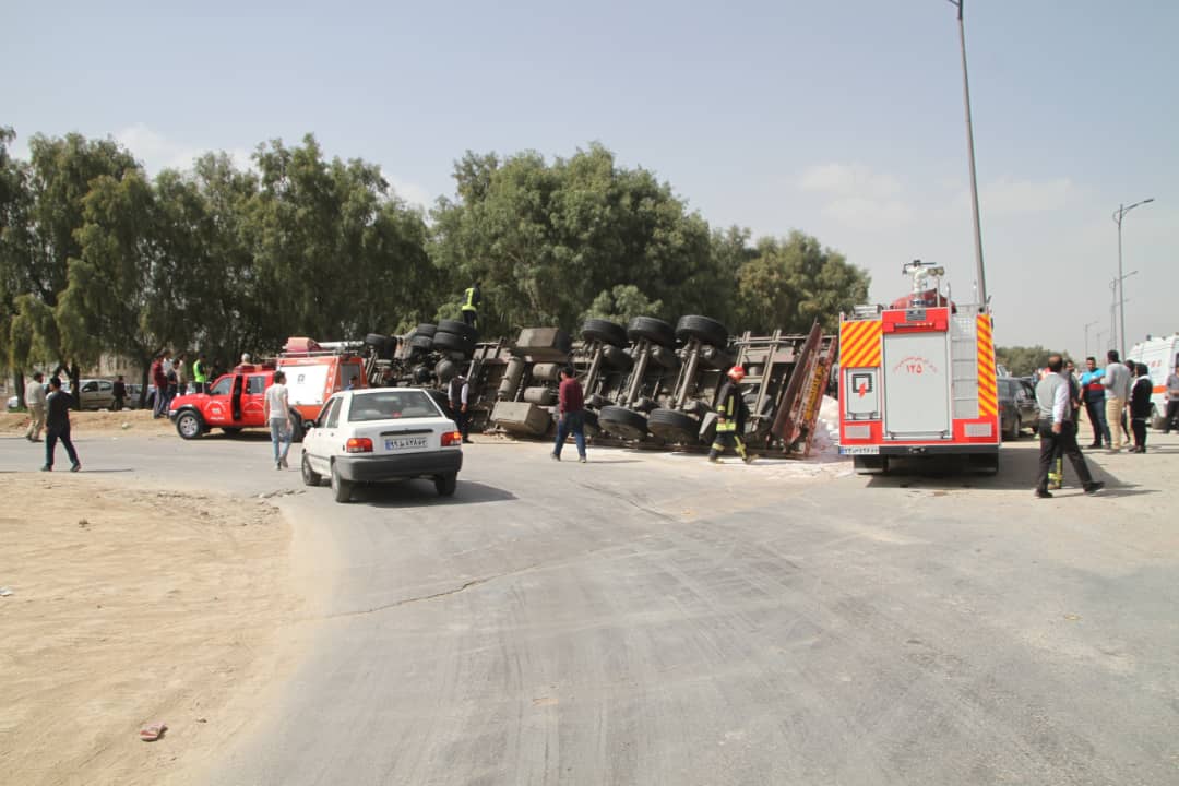 بی احتیاطی در رانندگی در شیرازحادثه آفرید