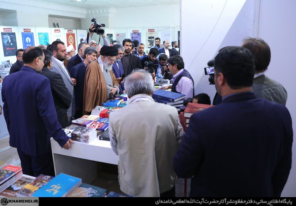 ما اهلِ کتاب هستیم