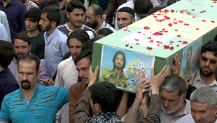 تشييع پيکر دو شهيد مدافع حرم در قم