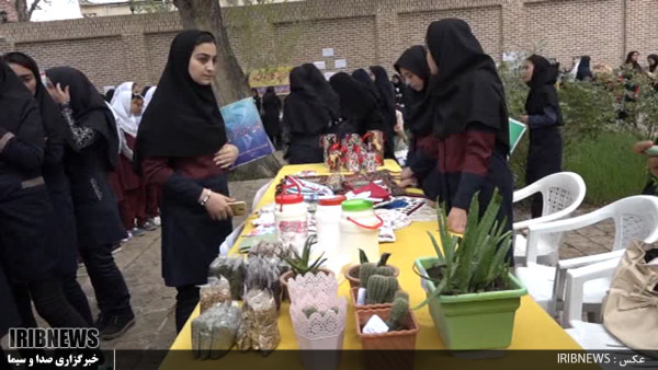 فروش محصولات تولیدی دانش آموزان در نمین