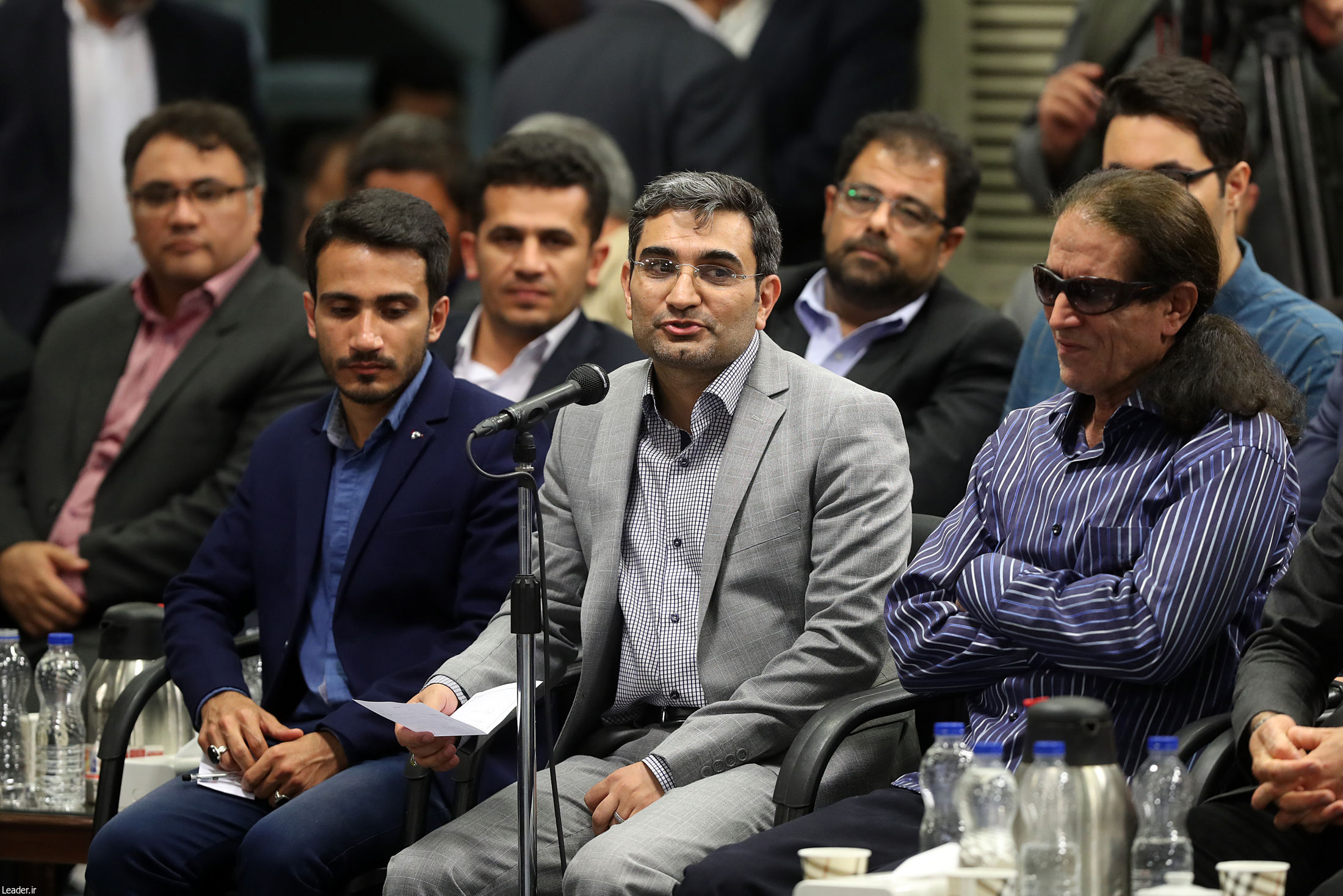 شعرخوانی شعرا در محضر رهبر معظم انقلاب (۱)