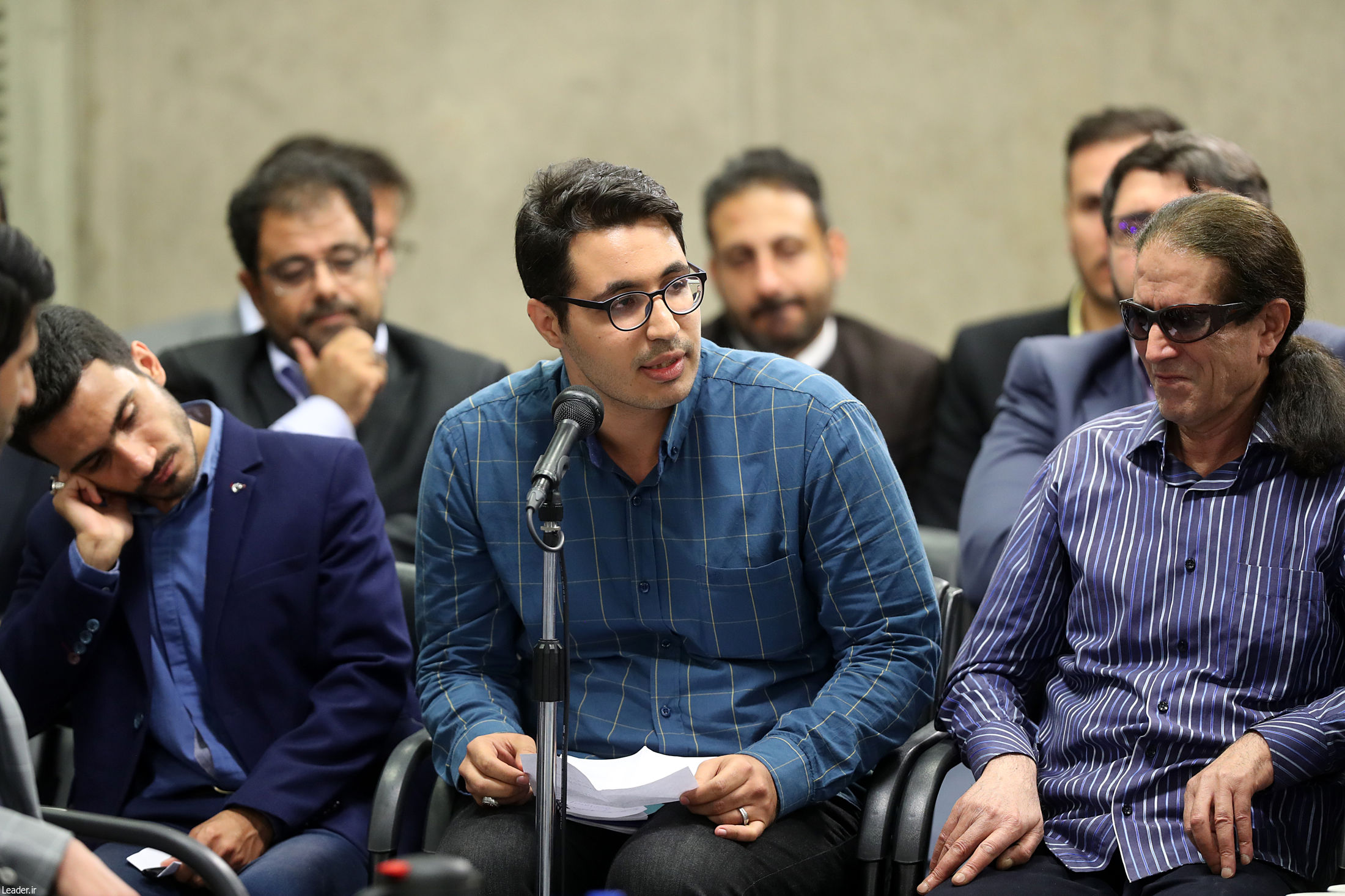 شعرخوانی شعرا در محضر رهبر معظم انقلاب (۱)