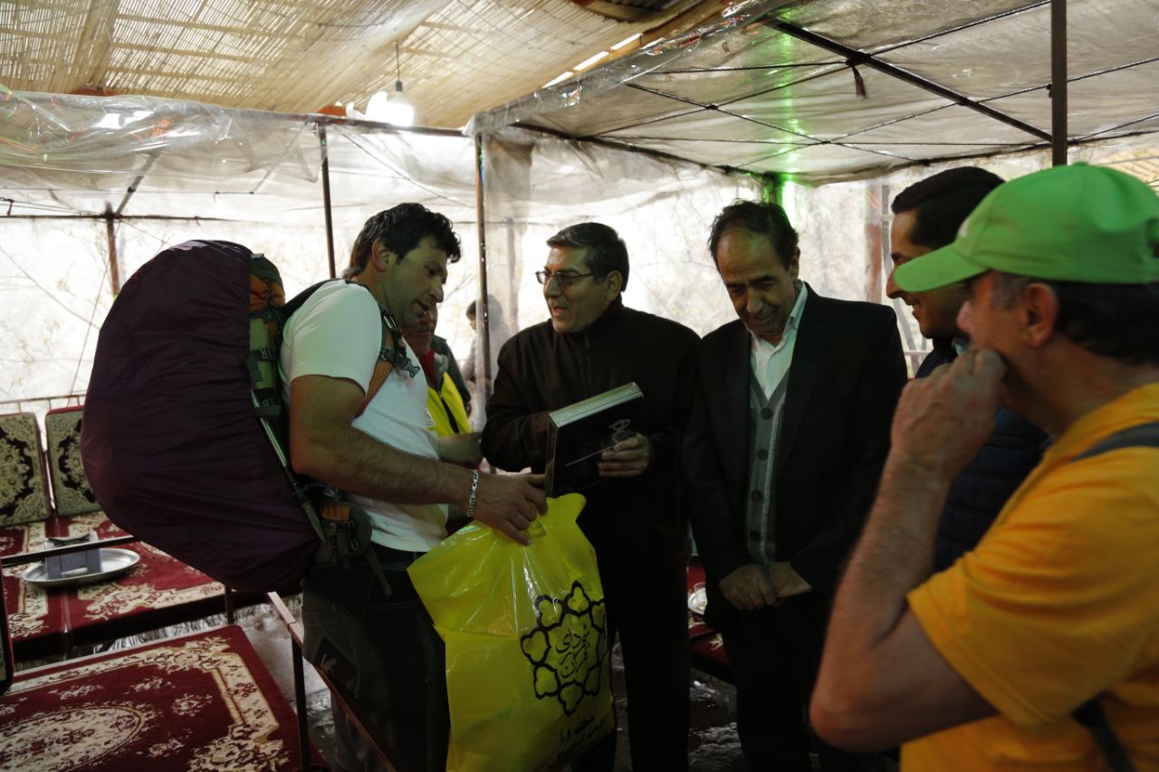 تاکید بر فرهنگ استفاده کمتر از پلاستیک تاکید بر فرهنگ استفاده کمتر از پلاستیک