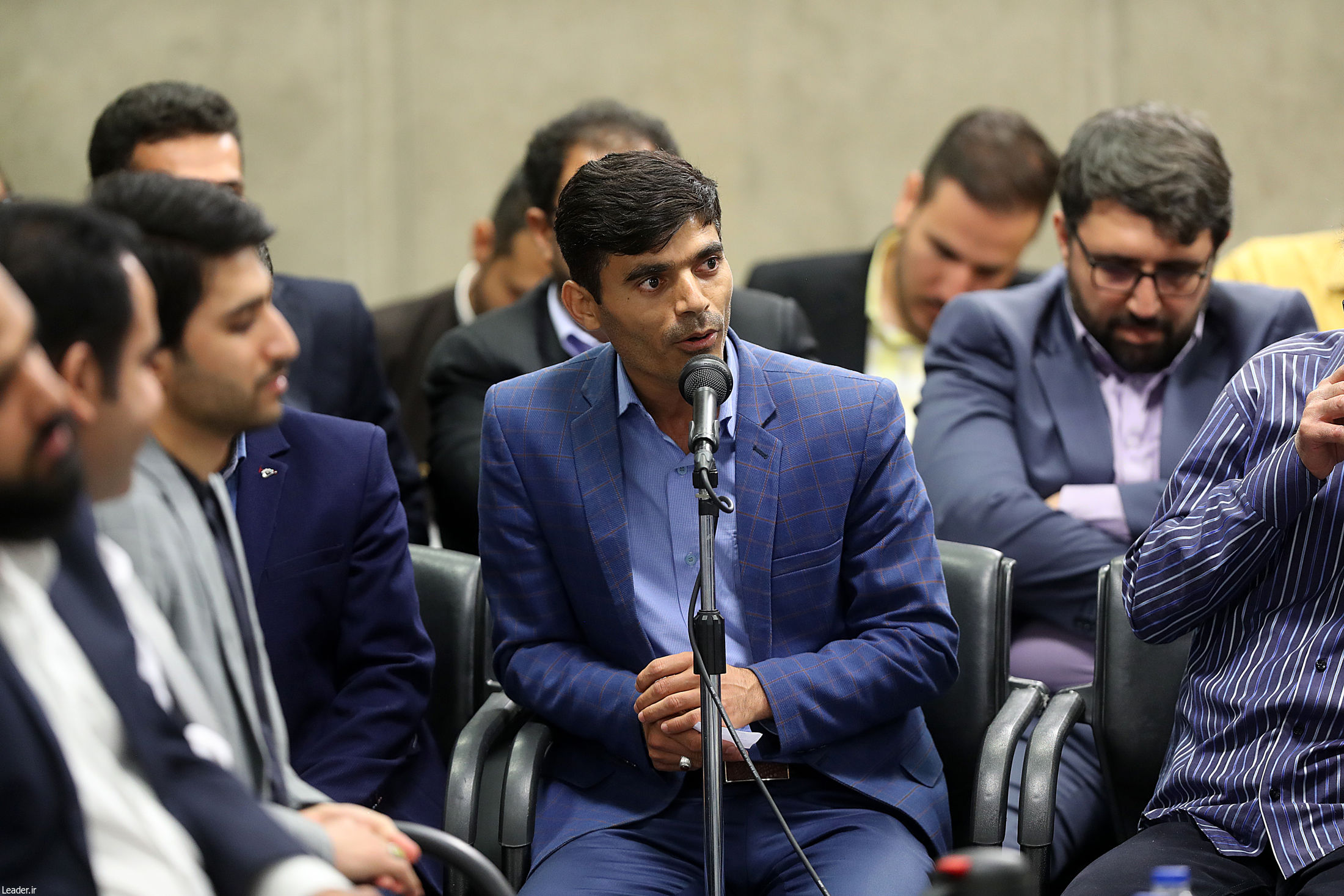 شعرخوانی شعرا در محضر رهبر معظم انقلاب (۱)