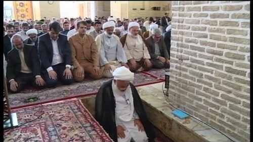 اقامه نمازعید فطر در دارالعباده یزد