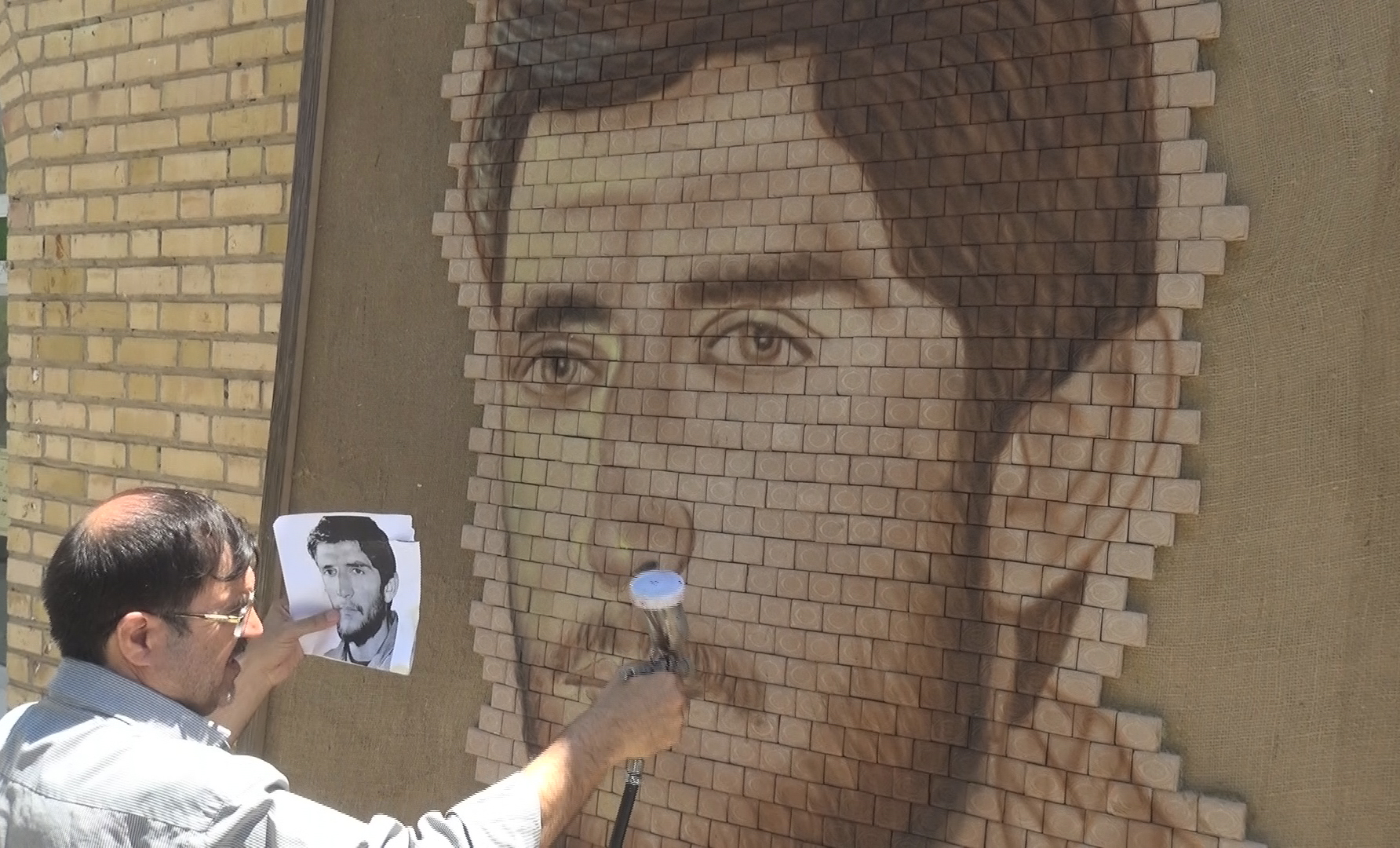 طراحی تمثال شهید_پروانه برروی یک هزار سیصد وسی هشت تربت کربلا