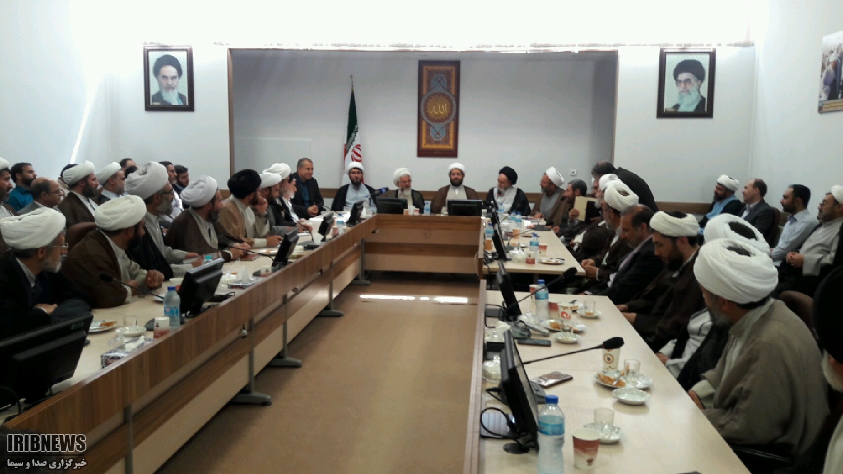 ائمه جمعه ستون خیمه گاه قرار گاه فرهنگی