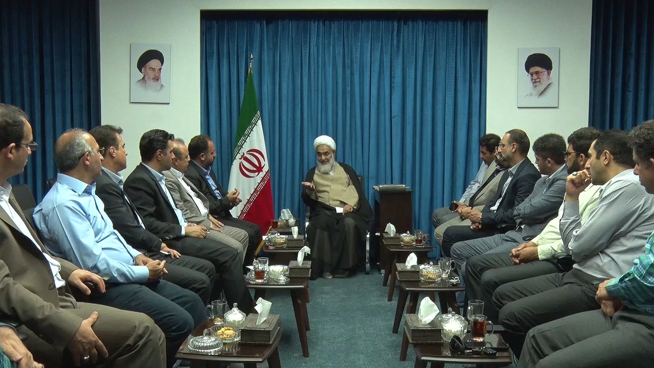 تاکید امام جمعه قزوین بر تثبیت شغل‌های ناپایدار