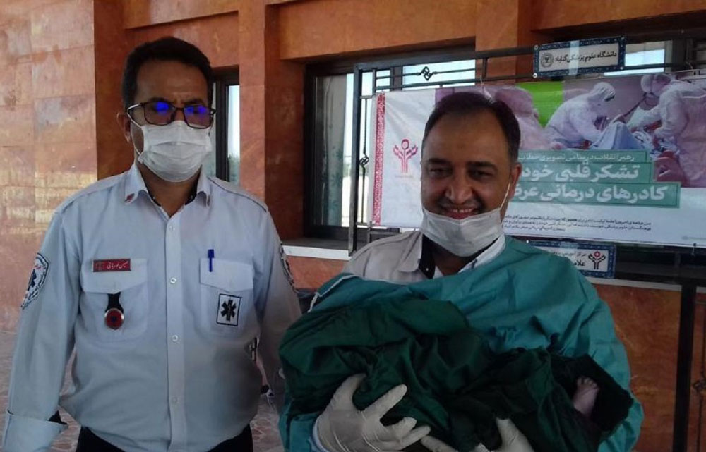 تولد یک نوزاد در خودروی اورژانس 115 گناباد