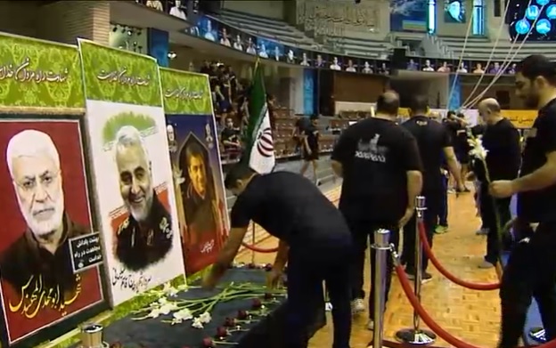 تجدید میثاق آزادکاران کشتی با شهید سلیمانی تجدید میثاق آزادکاران کشتی با شهید سلیمانی