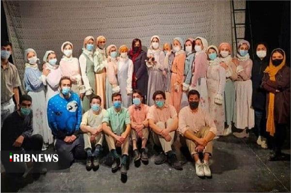 درخشش کارگردان کردستانی در جشنواره تئاتر فجر درخشش کارگردان کردستانی در جشنواره تئاتر فجر