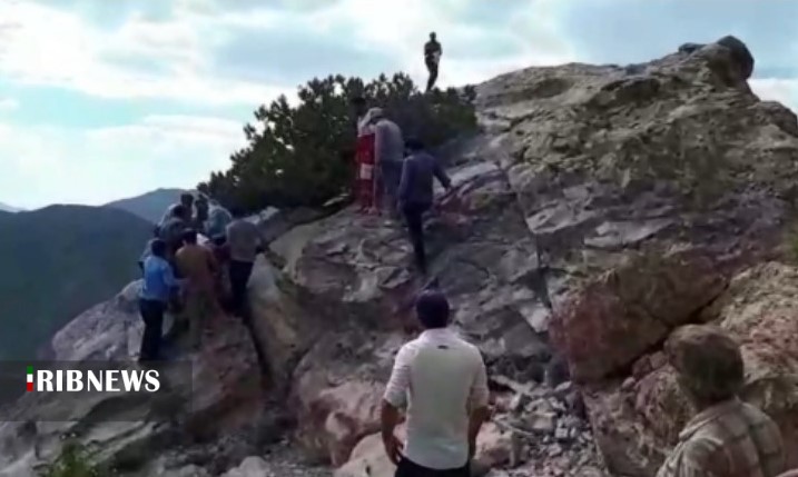 نجات یک زن پس ازسقوط ازارتفاعات رابُر نجات یک زن پس ازسقوط ازارتفاعات رابُر