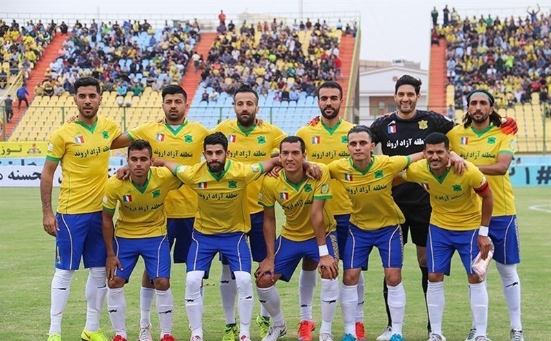 آمادگی تیم فوتبال صنعتنفت آبادان برای ادامه لیگ برتر آمادگی تیم فوتبال صنعتنفت آبادان برای ادامه لیگ برتر