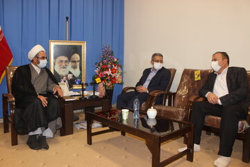 تقدیر از اقدامات کادر درمان ومجموعه علوم پزشکی استان تقدیر از اقدامات کادر درمان ومجموعه علوم پزشکی استان