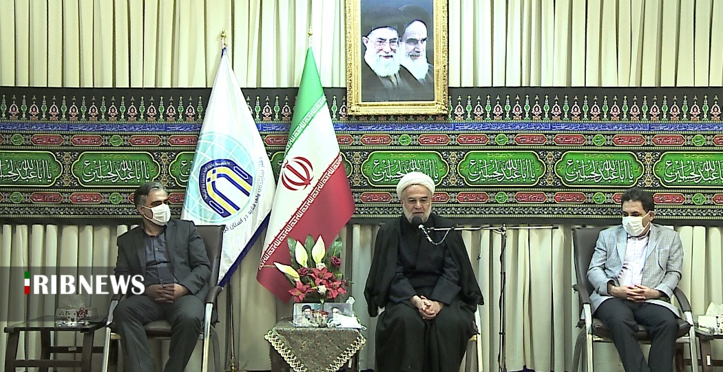 خدمت به مردم بالاترین ارزشها است خدمت به مردم بالاترین ارزشها است