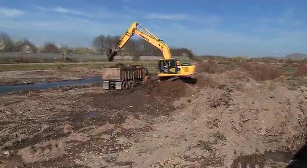 آزاد سازی حریم و بستر رودخانه های مراغه آزاد سازی حریم و بستر رودخانه های مراغه