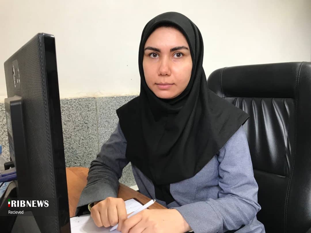 لبهای خشکیدهی زمین لبهای خشکیدهی زمین
